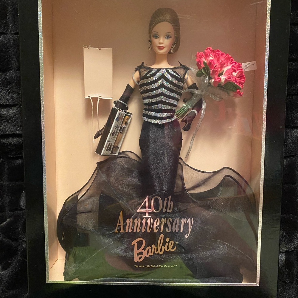 40th Anniversary Barbie!! 1999 In Sealed Box!! NWT!!